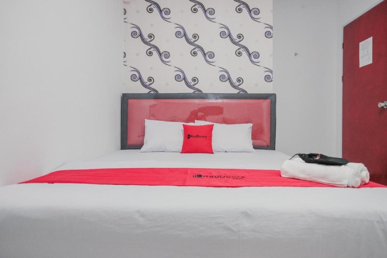 Reddoorz Near Nagoya Hill Batam 4 Hotel Jodoh  Eksteriør billede