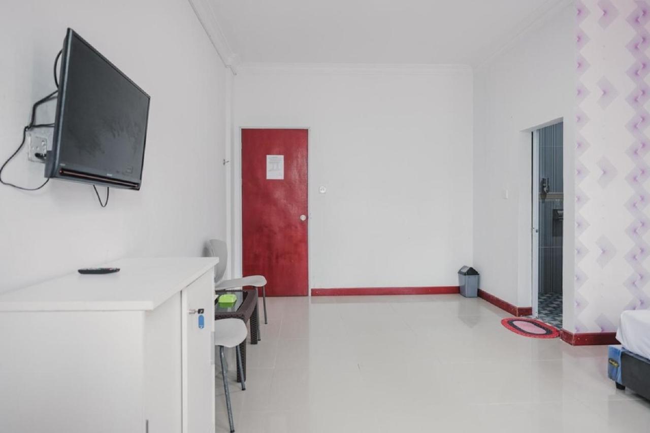 Reddoorz Near Nagoya Hill Batam 4 Hotel Jodoh  Eksteriør billede