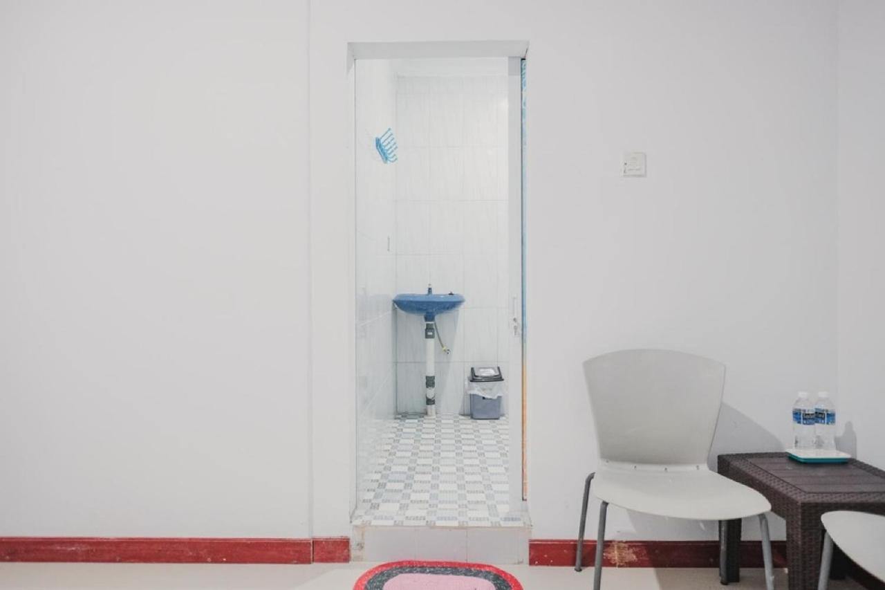 Reddoorz Near Nagoya Hill Batam 4 Hotel Jodoh  Eksteriør billede