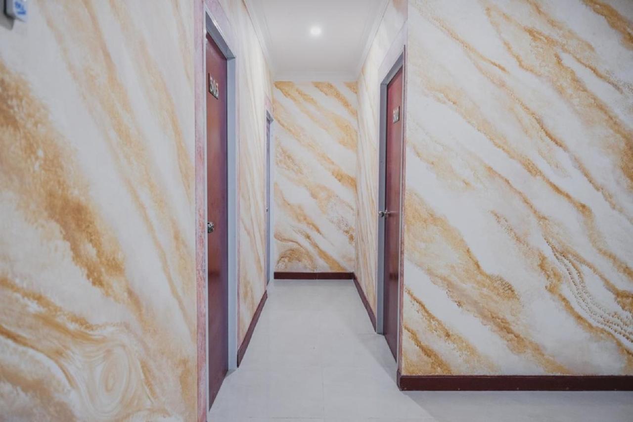 Reddoorz Near Nagoya Hill Batam 4 Hotel Jodoh  Eksteriør billede