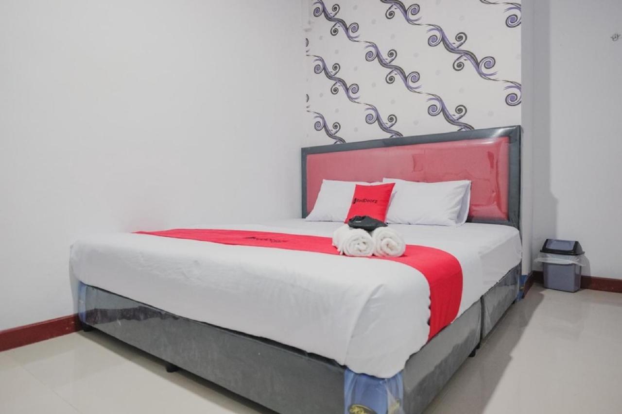 Reddoorz Near Nagoya Hill Batam 4 Hotel Jodoh  Eksteriør billede